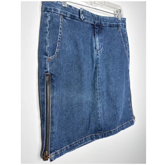Vintage Levi’s Denim Skirt Superlow Made in USA Y2K zipper slit sides waist 33" - Picture 2 of 11